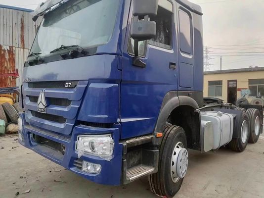 Синий Sinotruk HOWO 6X4 10 колесный тракторный грузовик с мощной тяговой мощностью
