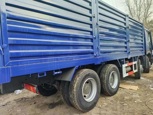Sinotruck HOWO Синий 8*4 Box Truck 10 шин Подержанный грузовик с 6×4 приводом