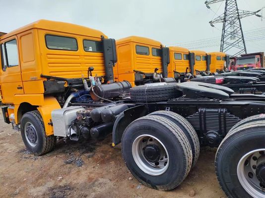 Дизайн радиальной шины Shacman тракторный грузовик F3000 400L 336-420HP 50 с оранжевыми сиденьями≤5