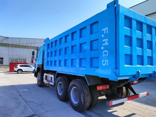 375 л.с. Подержанный Синий Синогруз &quot;Павкок&quot; HOWO 6*4