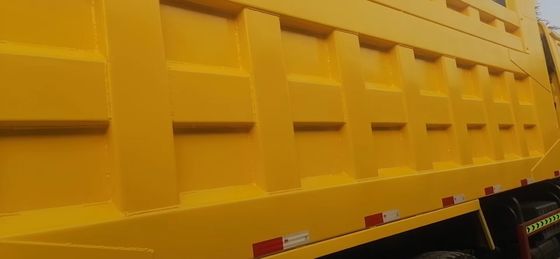 10 шин Sinotruck HOWO 6*4 Подержанный мусоровоз Передний подъемный стиль Выбросы Евро 3/4/5