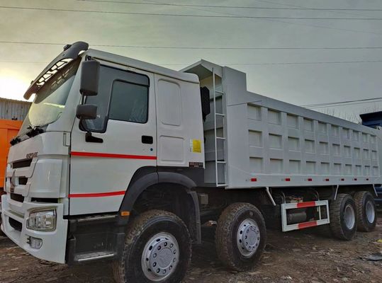 8×4 Приводные колеса Нагрузчик с наклоном HOWO E7 Нагрузчик с ручной трансмиссией