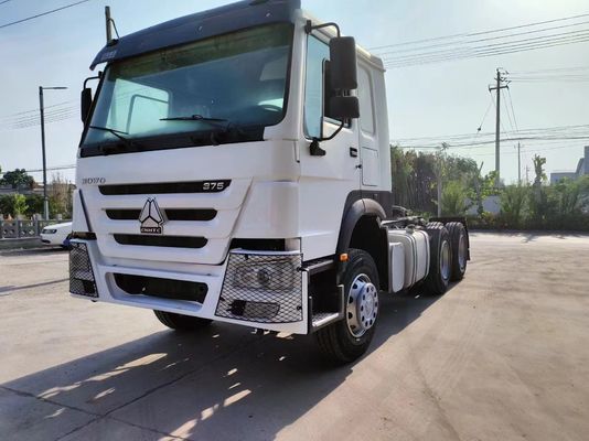 Главный грузовик Sinotruk HOWO 6*4 Тракторный грузовик с безтрубными шинами и в хорошем состоянии