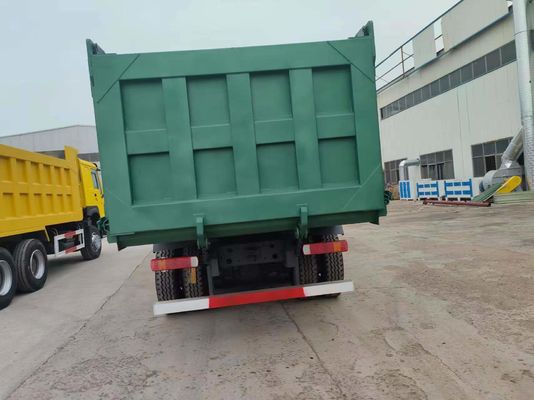 12 шины Sinotruk HOWO 8*4 Дамп-грузовик Подержанный грузовик Зеленый с ручной коробкой передач
