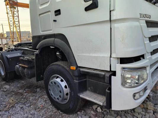6X4 HOWO 400 л.с. Высокомощный буксирный грузовик тракторный грузовик с 1-летним послепродажным обслуживанием