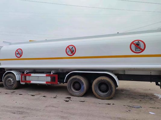 20 тонн использованный Sinotruck топливно-масляный танк грузовик 15001-30000L объем резервуара Sinotruck 8X4