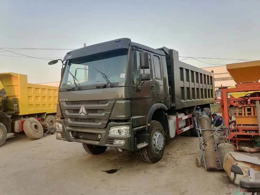 Подержанный Sinotruk HOWO 6*4 Нагрузчик с наклоном 10 колес Размер 8500*2496*3450 мм Евро 3/4/5