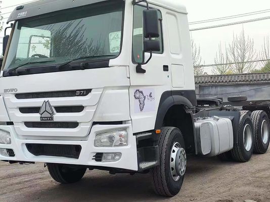 ≤5 мест Sinotruk HOWO 6*4 Тракторный грузовик 12.00r20/12r22.5/315.80-25