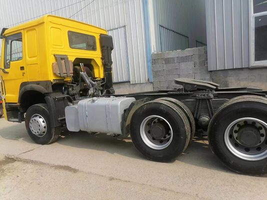 High Horsepower Sinotruk HOWO Tractor Truck with 6800*2496*2950mm Size Высокая мощность Sinotruk HOWO