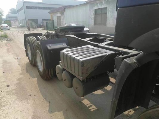 Подержанный HOWO Sitrak C7h Тракторные грузовики 6X4 Подержанный грузовик с сертификацией ECE