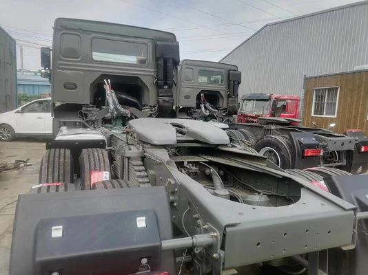 Подержанный Sinotruk HOWO 6X4 10 колесный тракторный грузовик с тяжелой трансмиссией в сером цвете