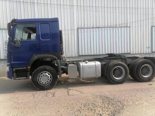 Синий Sinotruk HOWO 6X4 10 колесный тракторный грузовик с мощной тяговой мощностью