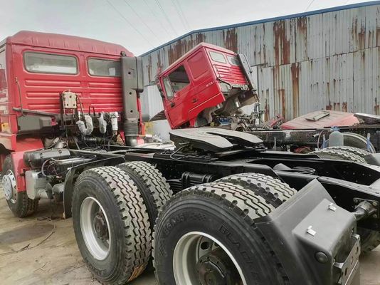 Дизайн радиальной шины 400 л.с. HOWO Тракторный грузовик 6*4 10 колес Sinotruck Ручная коробка передач