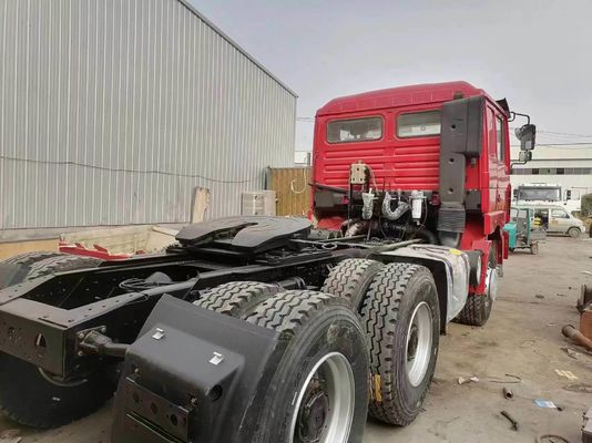 Дизайн радиальной шины 400 л.с. HOWO Тракторный грузовик 6*4 10 колес Sinotruck Ручная коробка передач