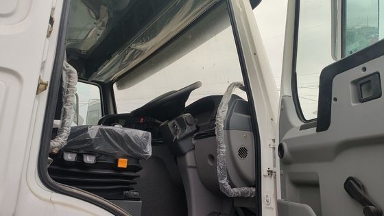 Профессиональный дизайн Использованный левый руль Sinotruk HOWO T7h 440HP 500HP 6X4 тракторный грузовик