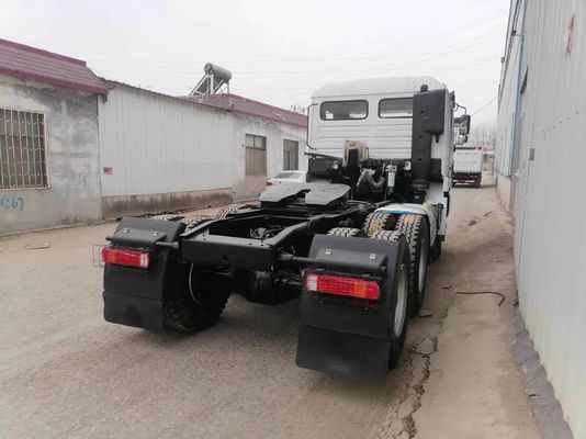 Дизайн радиальной шины HOWO 6X4 371HP прицепная головка грузовика с наклоном для ≤5 мест на рынке