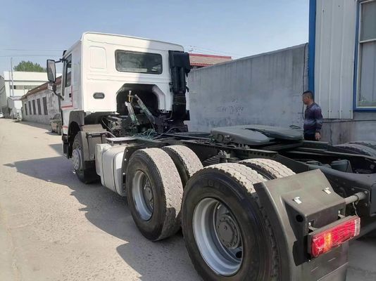 Прицеп для грузовых автомобилей для транспортировки древесины с сертифицированными по ISO шинами и мощностью двигателя 6-8 л