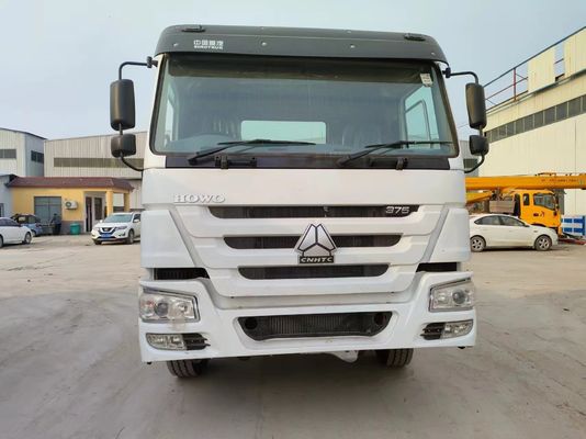 Белый Sinotruk HOWO 6*4 351-450 л.с. праворучный трактор с безтрубными шинами