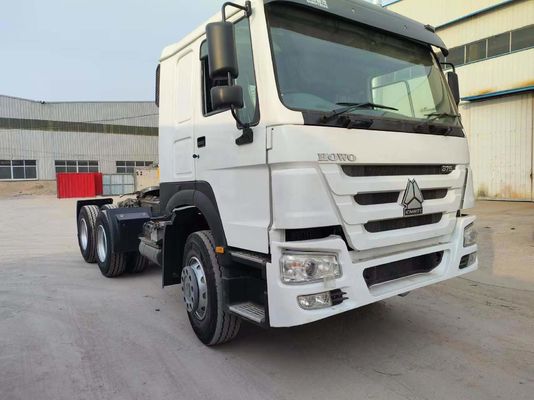 Белый Sinotruk HOWO 6*4 351-450 л.с. праворучный трактор с безтрубными шинами