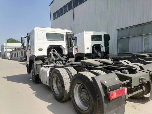Белый Sinotruk HOWO 6*4 с высокой мощностью и хорошим состоянием