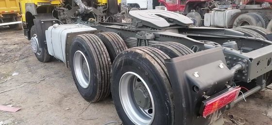 375HP 6X4 Сино тракторная головка грузовик подержанная HOWO тракторная головка в хорошем состоянии