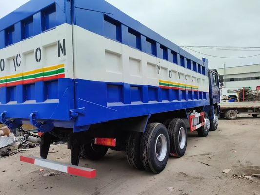 8×4 приводное колесо Shacman F3000 Ручная коробка передач Дизельный двигатель Свертывающийся грузовик